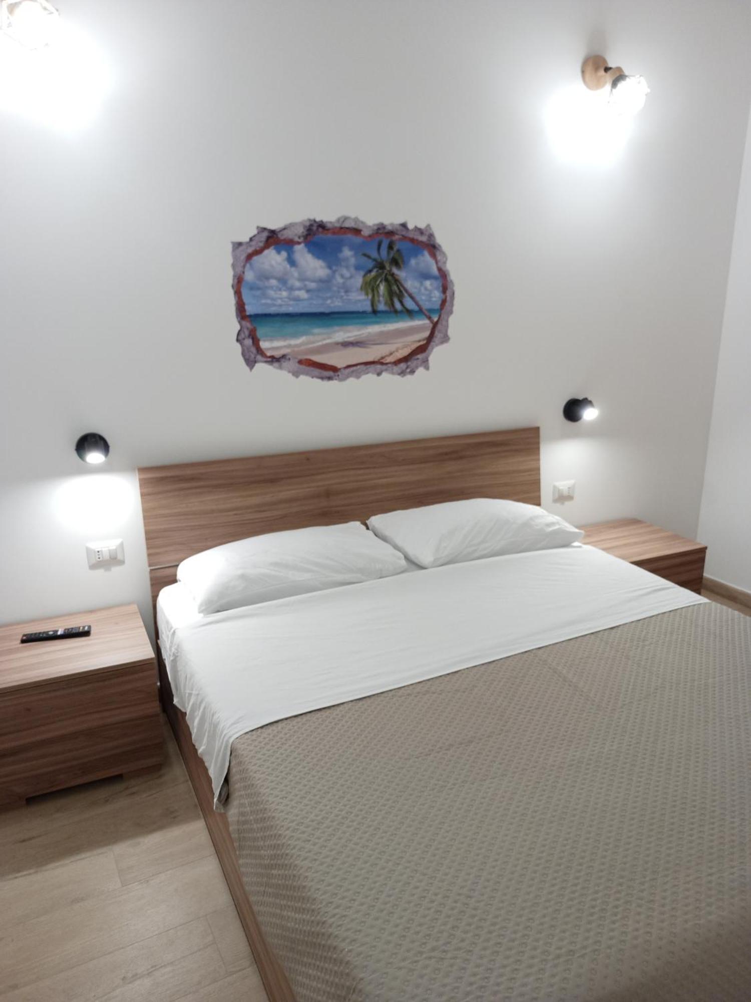Coral Holiday Syracuse Bagian luar foto